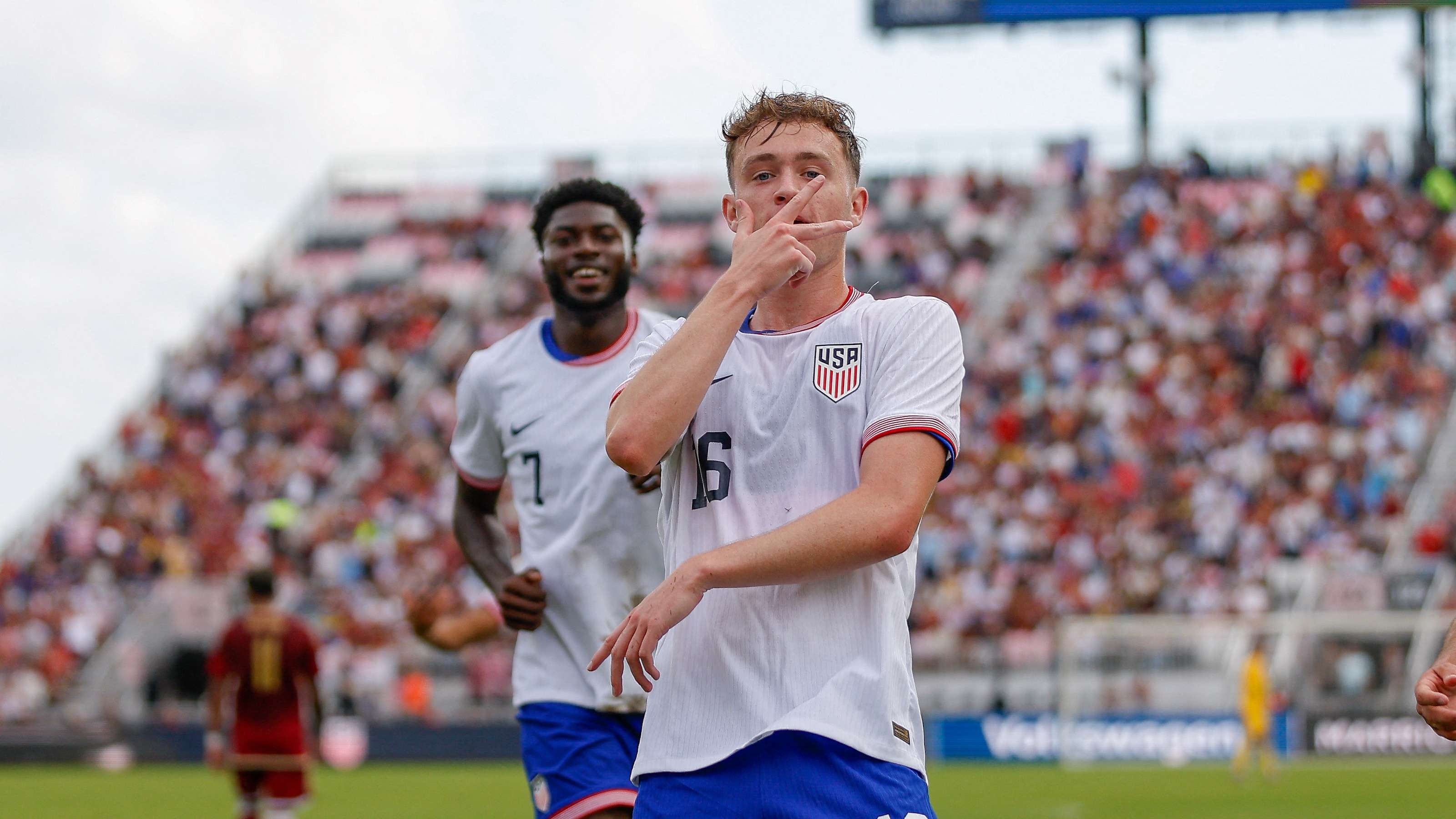 帮助玩家进 帮助玩家进